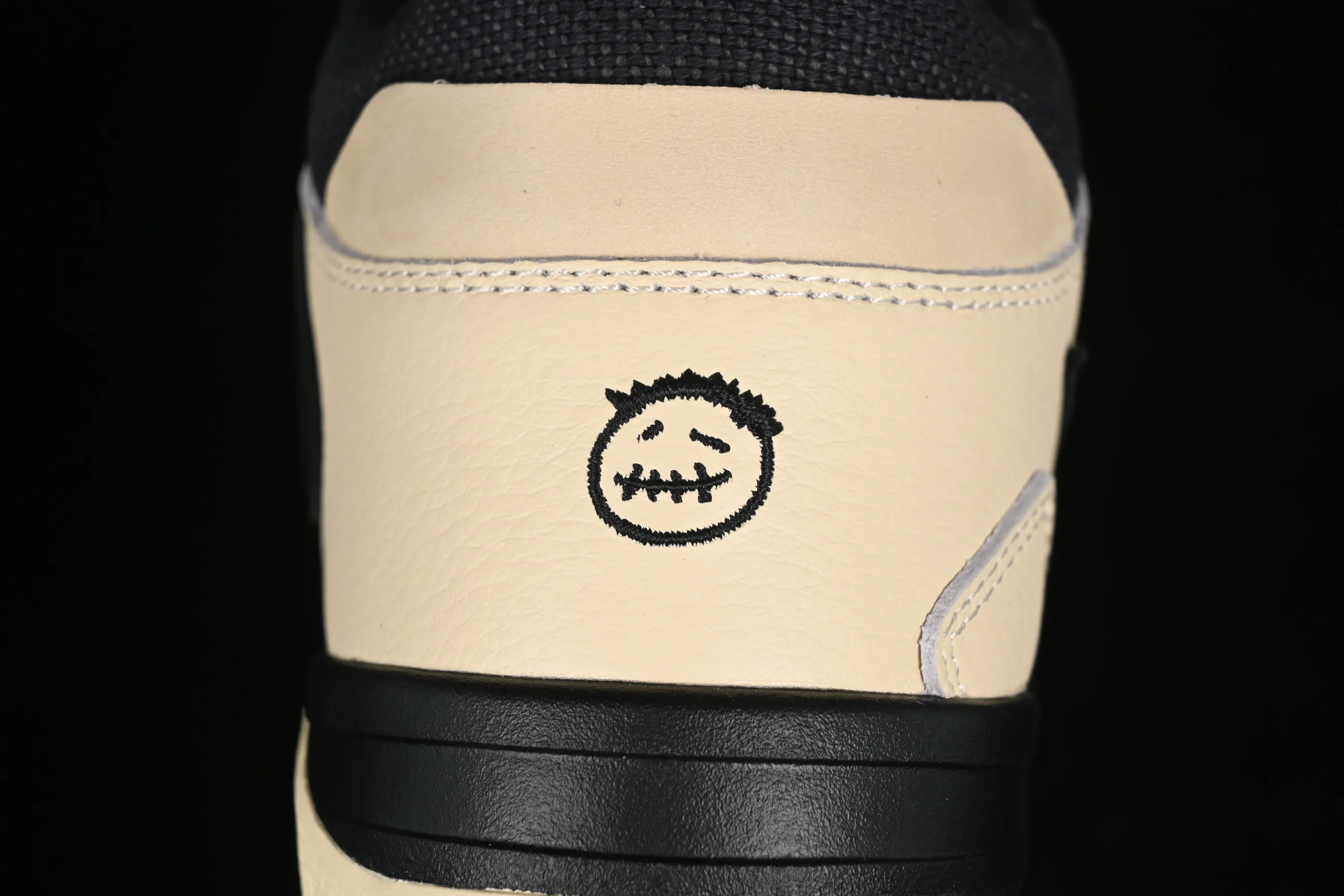 All categories Air Jordan Jordan series basketball shoes Air Jordan 1 Low LW version Travis Scott x Jordan Cut The Check AJ1 Joe 1 hook and loop fashion basketball shoes FZ8117-102
